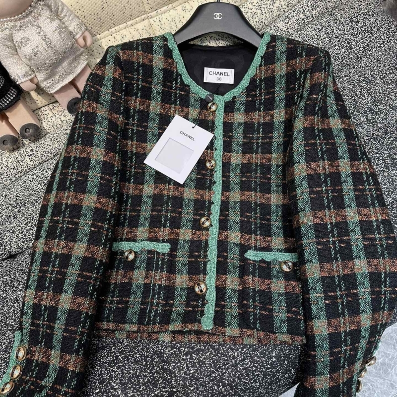 Ch*el coats